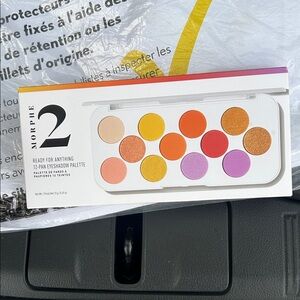 Morphe 2 Vibrant 12-Pan Eyeshadow Palette